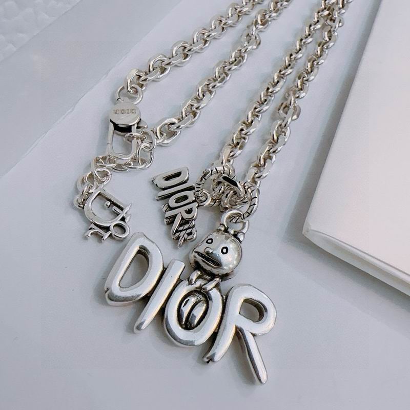 Dior Necklace 05yxh26